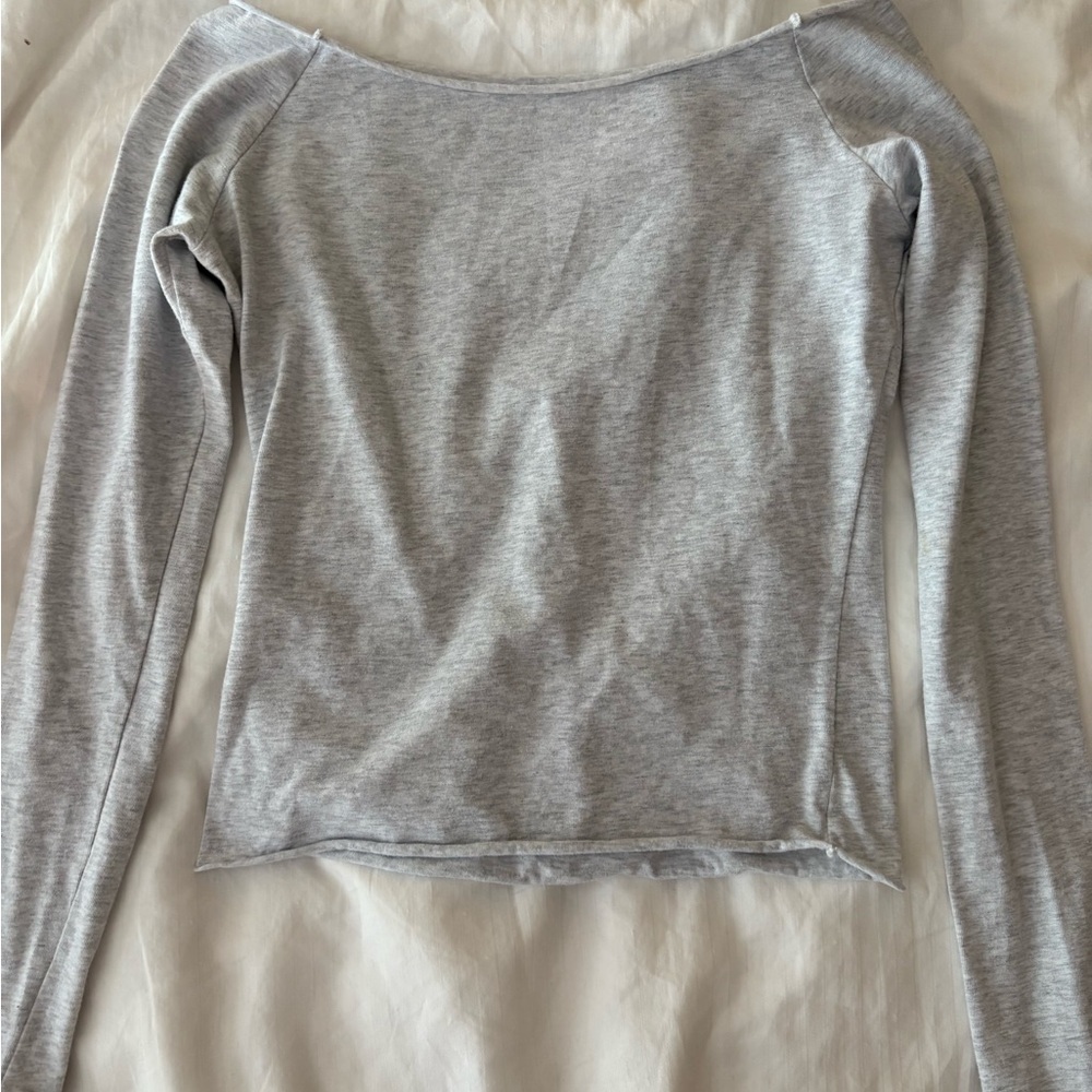 Brandy Melville Off-shoulder Longsleeve